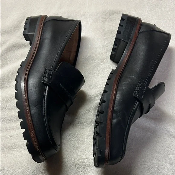 Madewell Black Leather Penny Loafers for Women - Picture 2 of 8